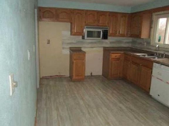 5th image of 189 Shackelford Dr