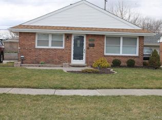 18250 Marsha St, Riverview, MI 48193