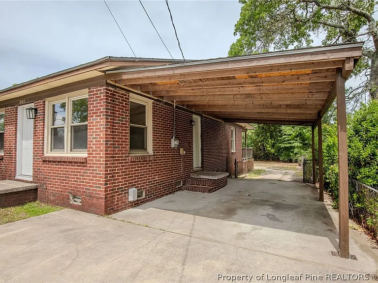 205 S 7th St — Photo 2