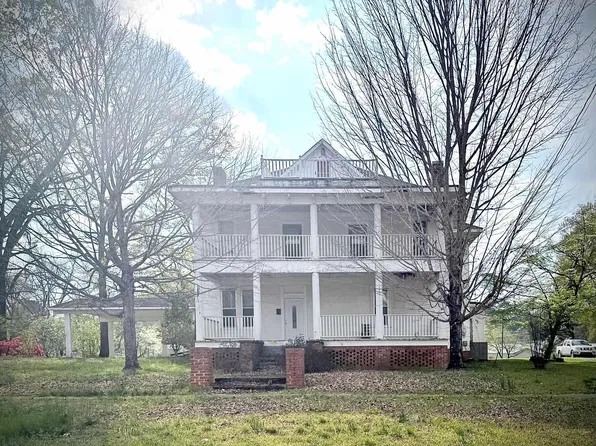 513 S Main St, Piedmont, AL 36272