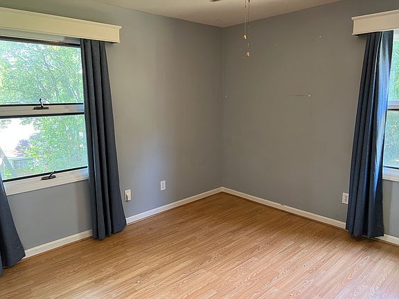 5th image of 1625 Lombardy Cir