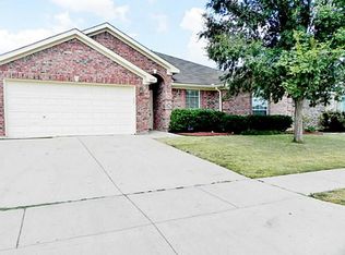 3605 Princess Victoria Ct, Fort Worth, TX 76137
