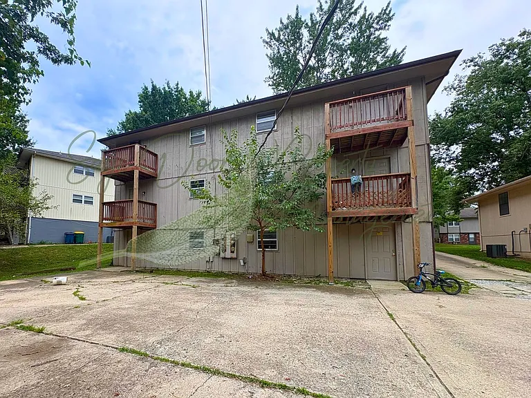 16702 E 28th Pl — Photo 21