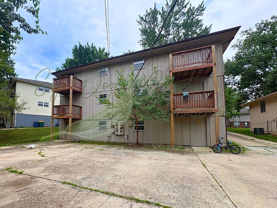 2nd image of 16702 E 28th Pl APT D