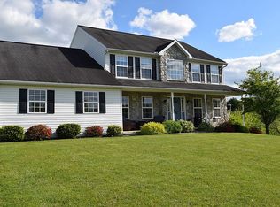 142 Long Rd, Lenhartsville, PA 19534