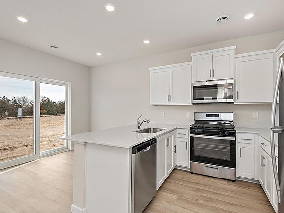 7th image of this home