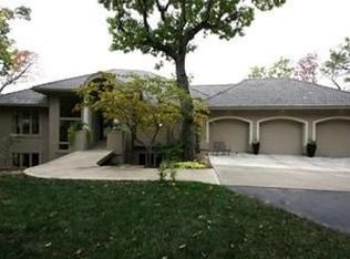 10 E Loch Lloyd Pkwy, Village Of Loch Lloyd, MO 64012