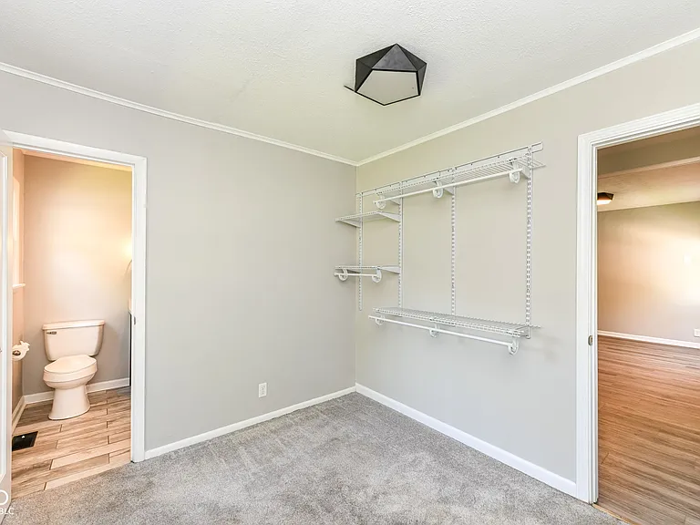 5301 Evanston Ave — Photo 20