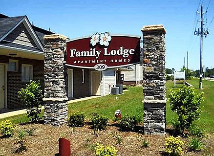 Family Lodge Apartments — Photo 1