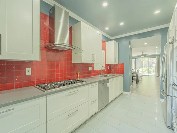 2510 W Macarthur Blvd Unit G, Santa Ana, CA 92704