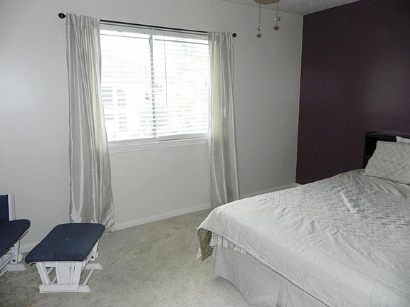 4th image of 16411 Noblewood Ct