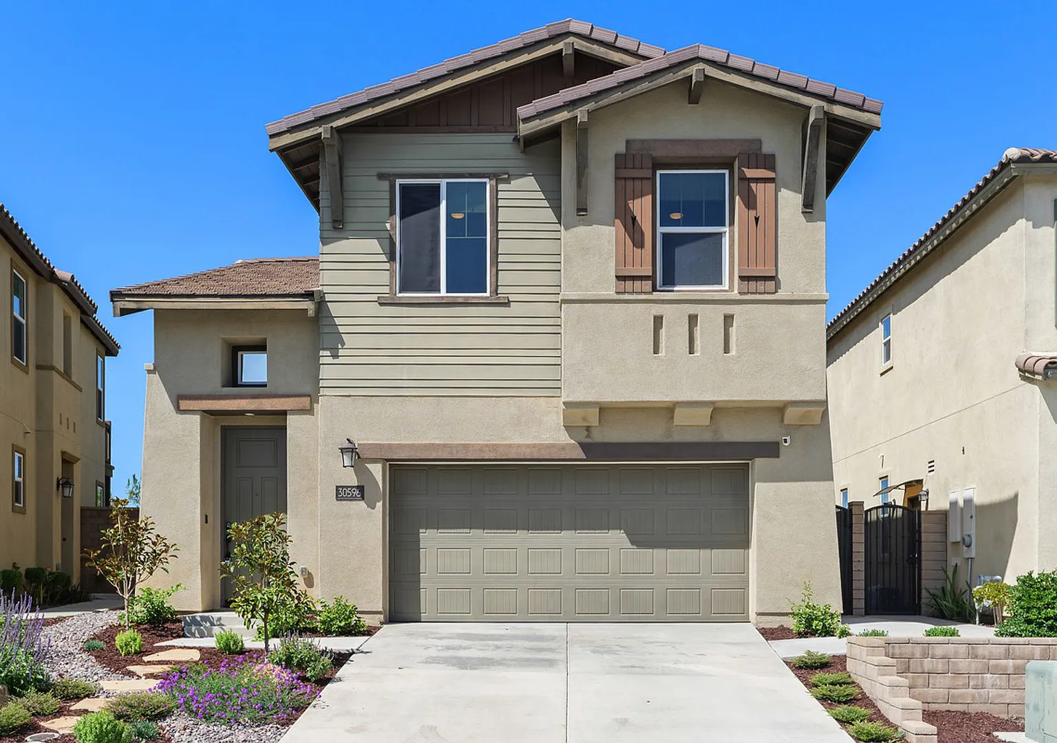 4br/2.5ba, 1864 Sqft., Highly Upgraded Two Story Home Built in 2019! Granite Countertops, Beautif... — Photo 2