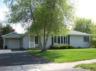 124 Pearl St, Sharon, WI 53585
