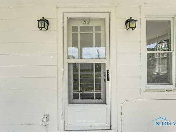 4th image of 29416 Mabel St