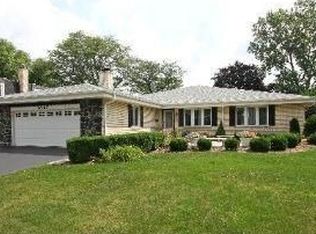 2727 N Patton Ave, Arlington Heights, IL 60004