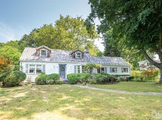 43 Kings Hwy, Middletown, NJ 07748