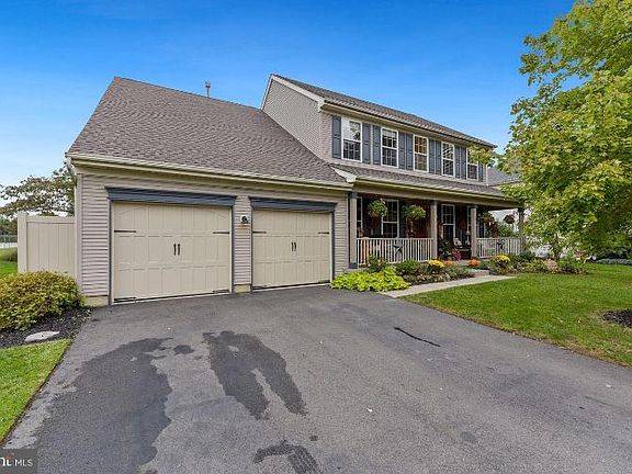 2nd image of 77 Steeplechase Blvd