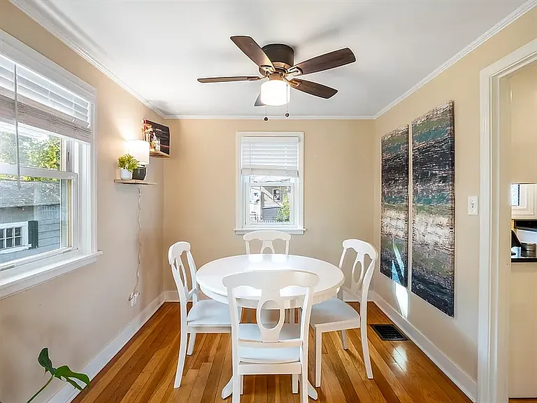 13 Hamilton Rd — Photo 2