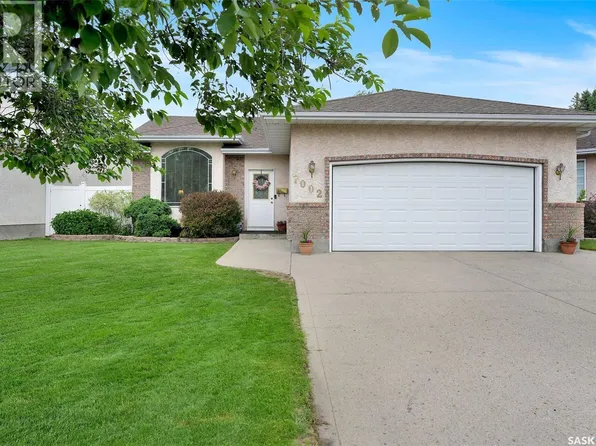 7002 Maple Wood Cres, Regina, SK S4X 4J9