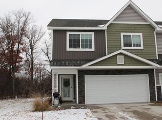 39567 Oak Park Trl, North Branch, MN 55056