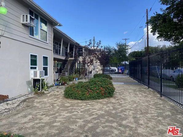 11903 Vanowen St, North Hollywood, CA 91605