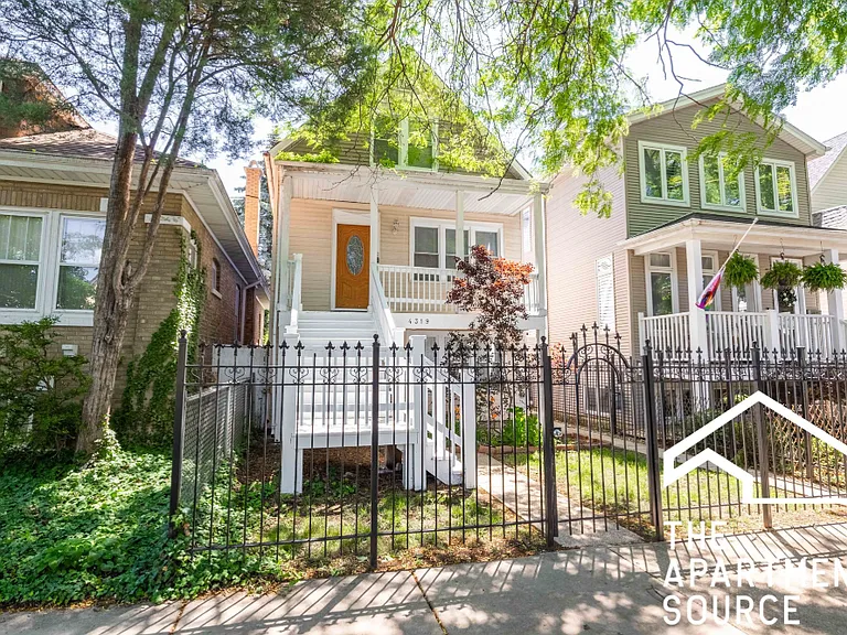 4325 N Lawndale Ave — Photo 16