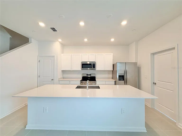2132 Rider Rain Ln — Photo 6