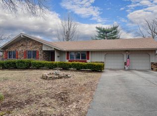 2882 S Rochelle Ave, Springfield, MO 65804