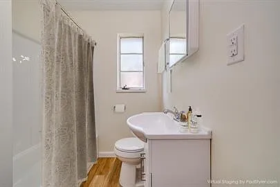 13 Dean Place - C — Photo 2
