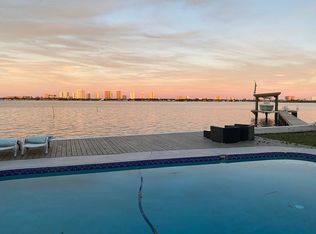 219 Sandy Cir, South Daytona, FL 32119