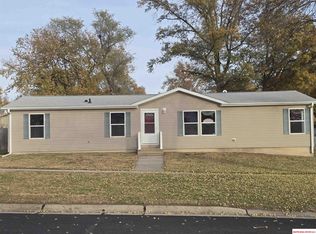 102 Walnut St, Hickman, NE 68372