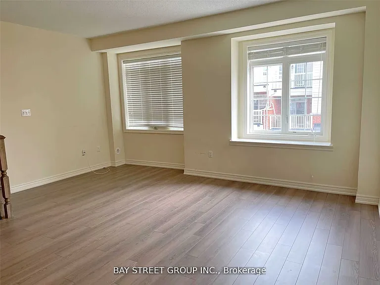 12 Fanny Grove Way — Photo 2