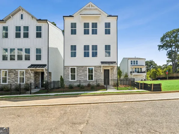 744 Auguste Ave, Scottdale, GA 30079