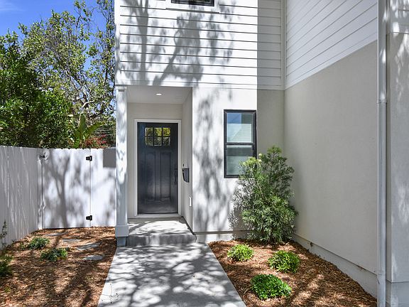 11485 Landale Street
Front Entry