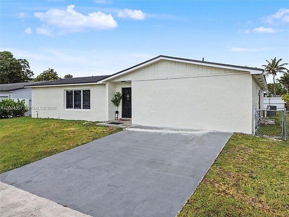 3rd image of 16912 SW 107th Pl