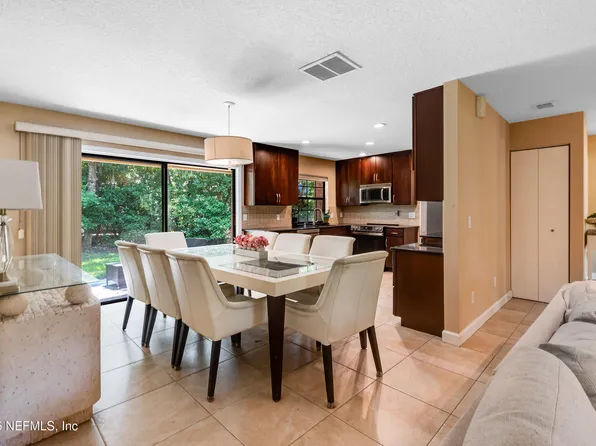 79 SANCHEZ Drive E, Palm Valley, FL 32082