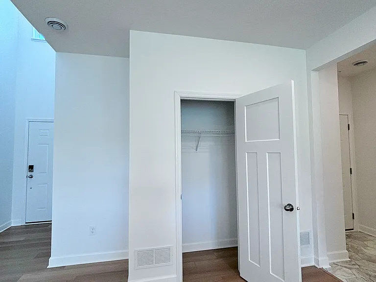 10692 Wiles Way — Photo 4