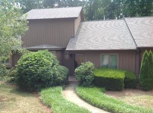 1762 12th St NE #1762, Hickory, NC 28601