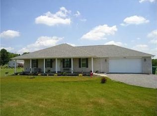 305 Dick Rd, Butler, PA 16001