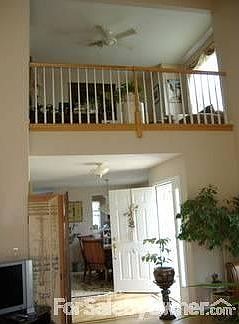 3rd image of 101 Gray Fox Ln