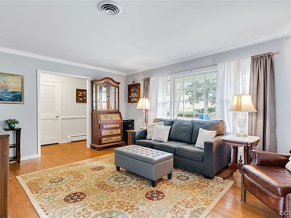 5th image of 7943 Wynbrook Ln