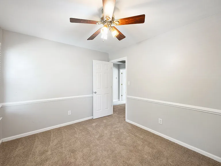 116 Hillside Ave — Photo 20
