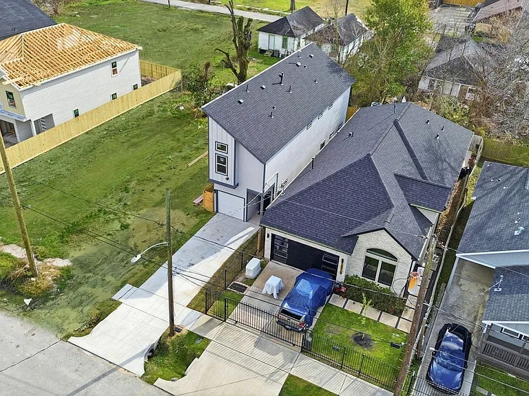 3320 Francis St #A — Photo 24