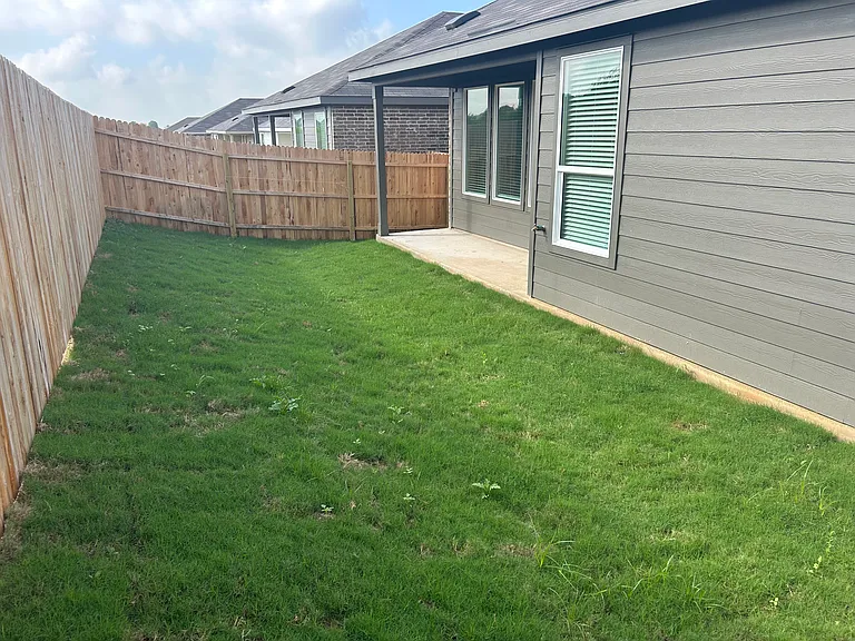2272 Monument Hl — Photo 20