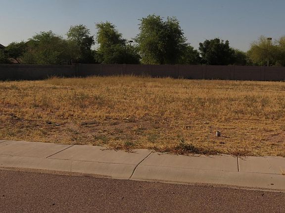 4th image of 2900 W Monterey Pl