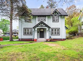 202 Crosman Ter, Rochester, NY 14620