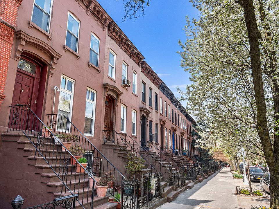 1st image of 734 Union St #3