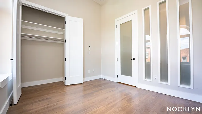 Rented by Nooklyn NYC LLC | media 31