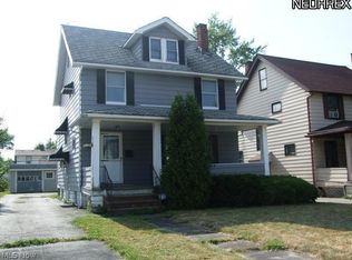 5220 Clement Ave, Maple Heights, OH 44137