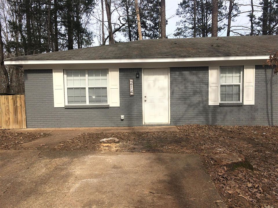 1st image of 214 James Cir